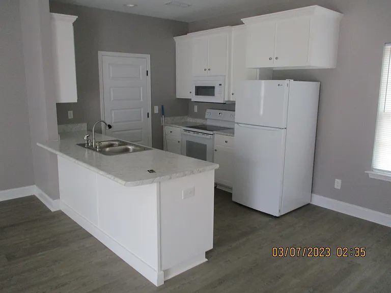 110 Twelve Oaks Ct — Photo 5
