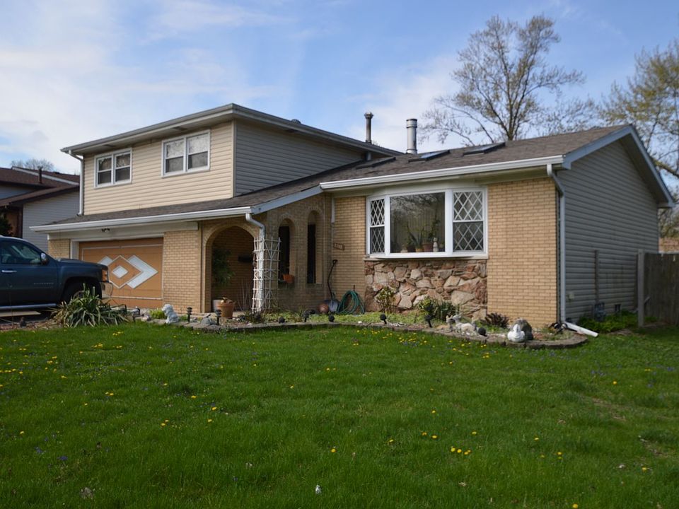 1st image of 8748 S 82nd Ct