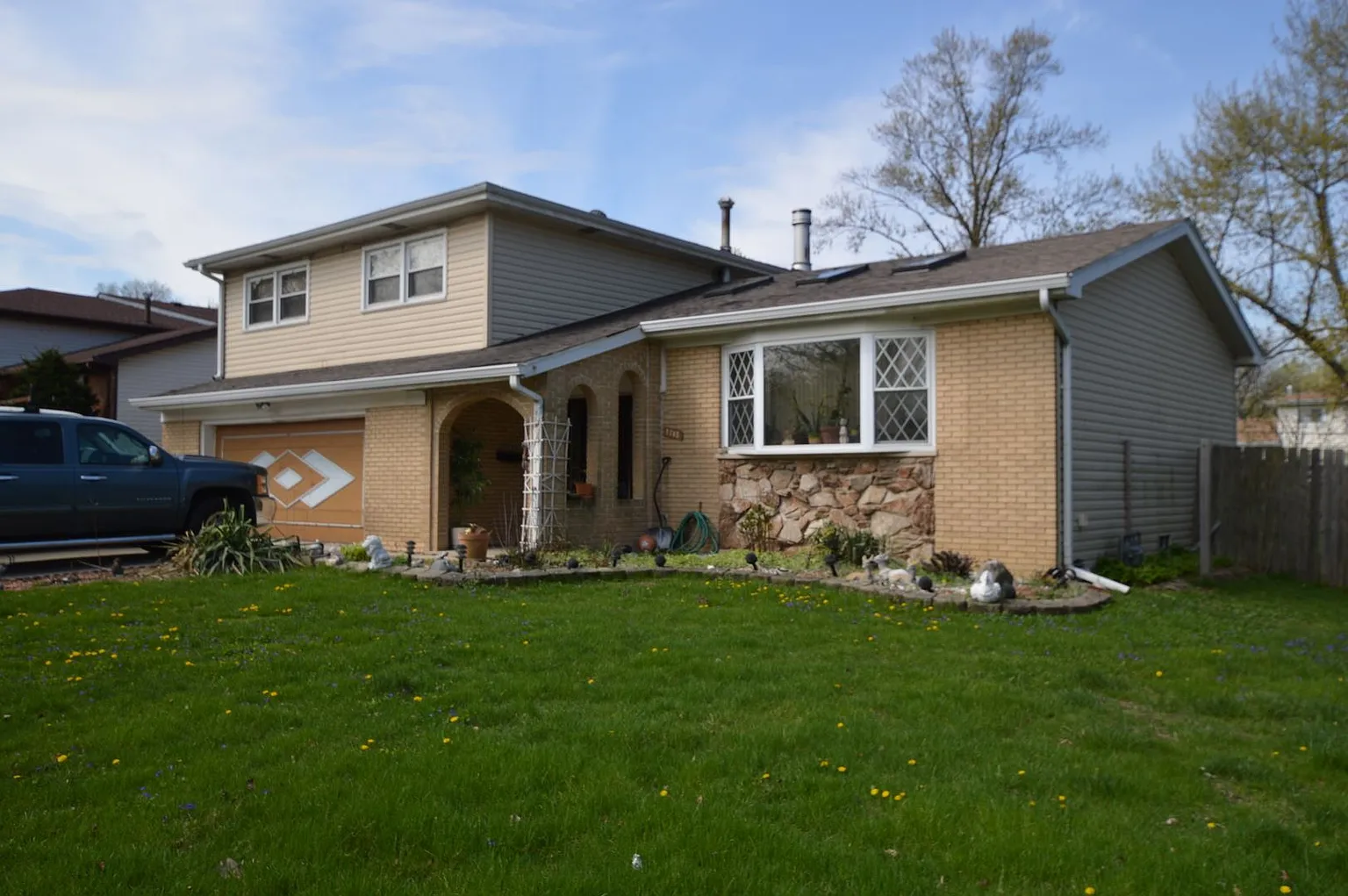 8748 S 82nd Ct photo 1