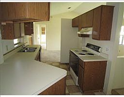 4th image of 115 Alameda Dr