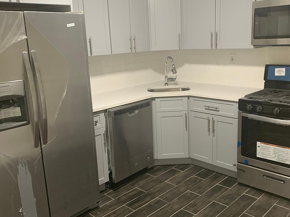 1st image of 1440 E 84th St #1