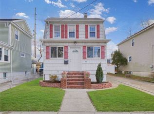 65 Cochran Pl, Valley Stream, NY 11581