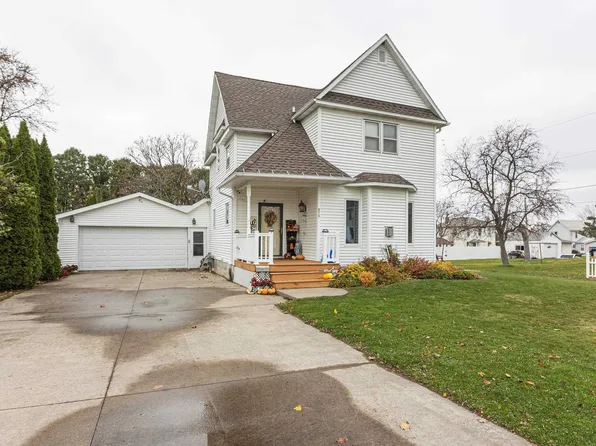 859 S Adams St, Lancaster, WI 53813