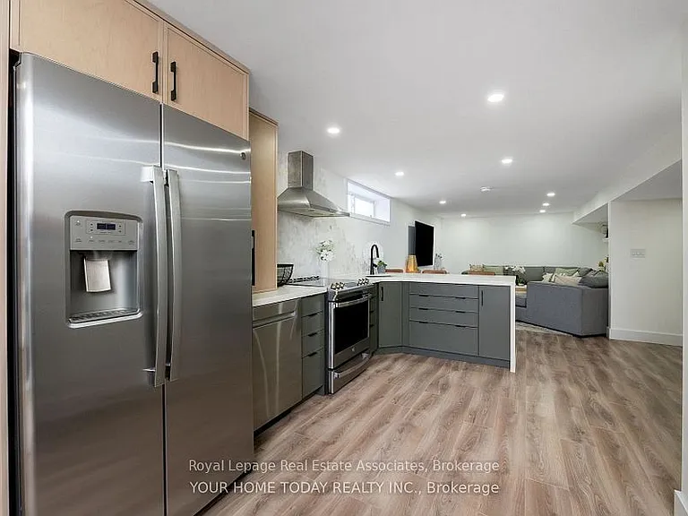 14 Gower Rd — Photo 4
