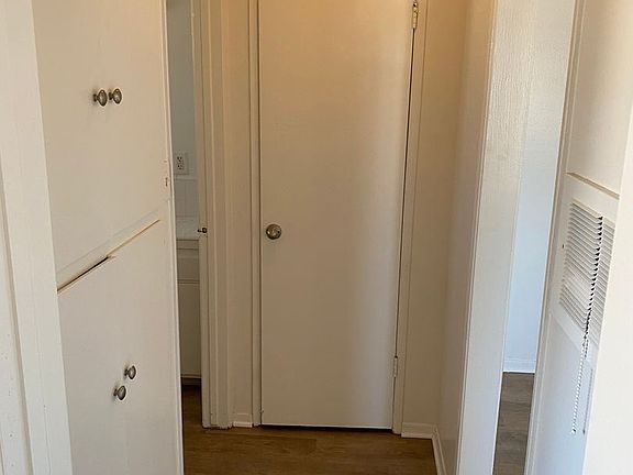 5th image of 3536 Preble Ave