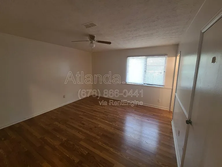 905 Hemingway Rd — Photo 10