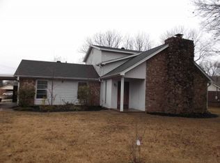 323 W University Pkwy, Jackson, TN 38305