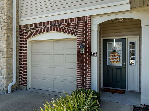 3rd image of 3928 Spire Cir #125