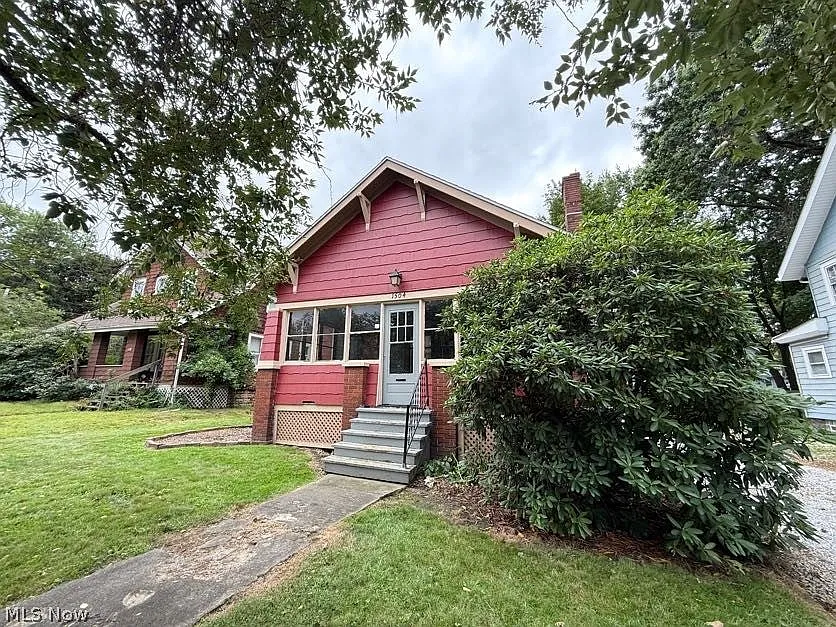 3 bed, 1204 sqft, $1,300 — Photo 3