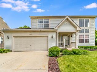2585 Wydown Ln, Aurora, IL 60502