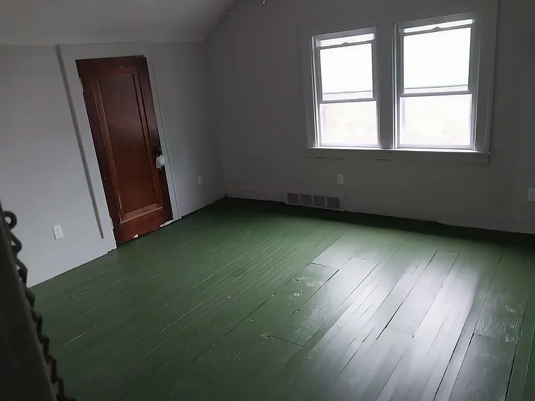 15350 Alden St #2 — Photo 3