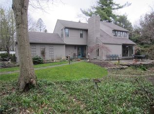 63 South St, Pittsford, NY 14534