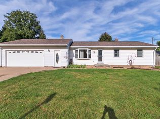 1003 Pine St, Dewitt, MI 48820