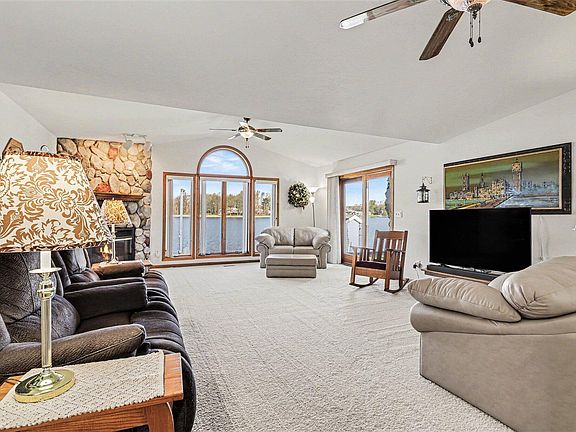 3rd image of 60378 Custer Valley Rd