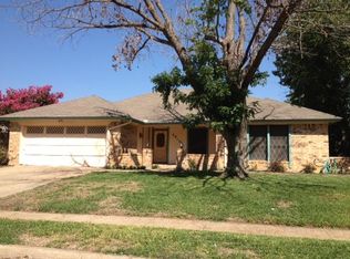 2013 Brightwood Dr, Bedford, TX 76021