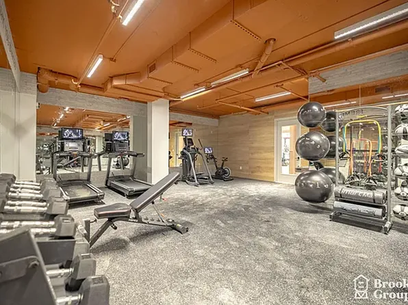 3308 Glenwood Road image 14 of 27