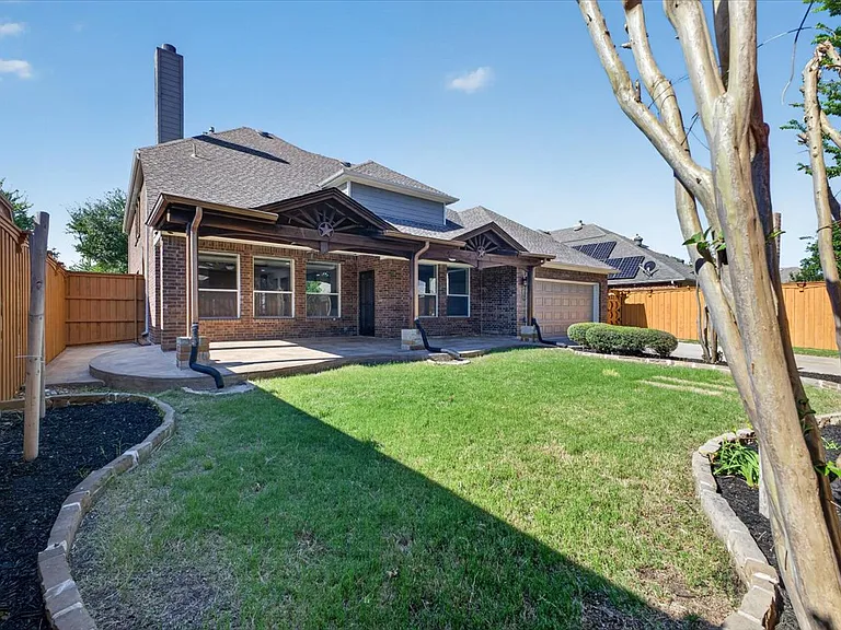 14668 Blakehill Dr — Photo 54