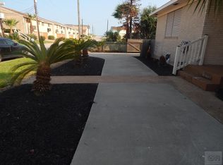 3613 83rd St, Galveston, TX 77554