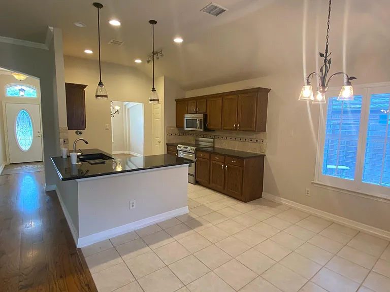 1630 Cedar Elm Dr — Photo 19