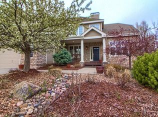 637 Malvern Ct, Castle Pines, CO 80108