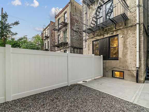 2nd image of 284 Suydam St #2R
