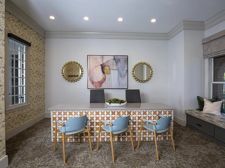 Leasing Center with 24-hour Emergency Maintenance