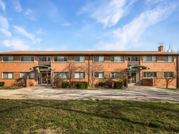 9425 Olive Blvd APT A, Saint Louis, MO 63132