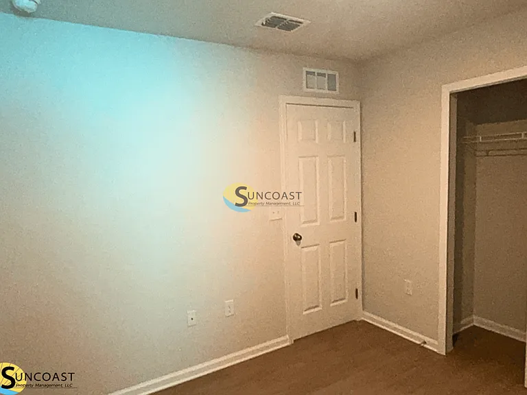 1545 Union St W — Photo 20