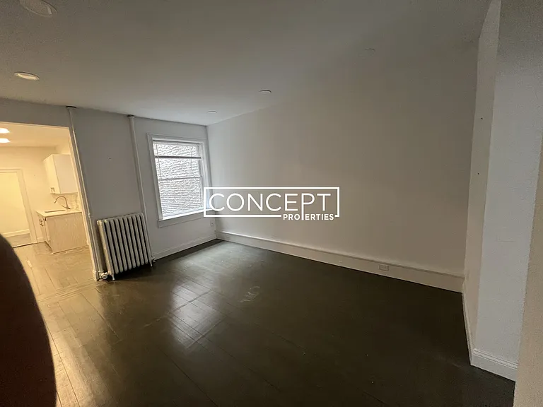 31 Temple St #2C — Photo 7