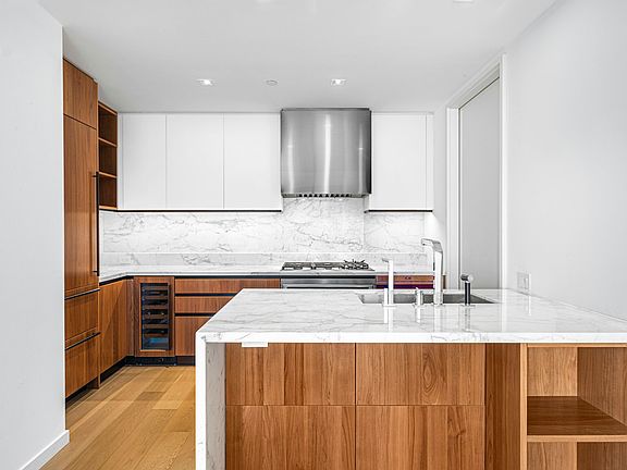3rd image of 1 W End Ave APT 22D