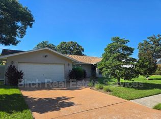 1924 Argile Dr, Dunedin, FL 34698