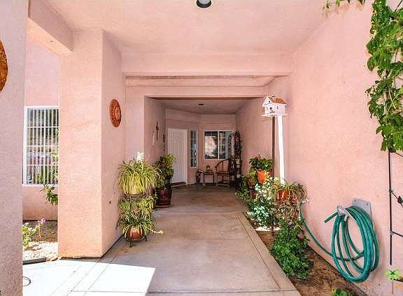 4th image of 66833 Yucca Dr