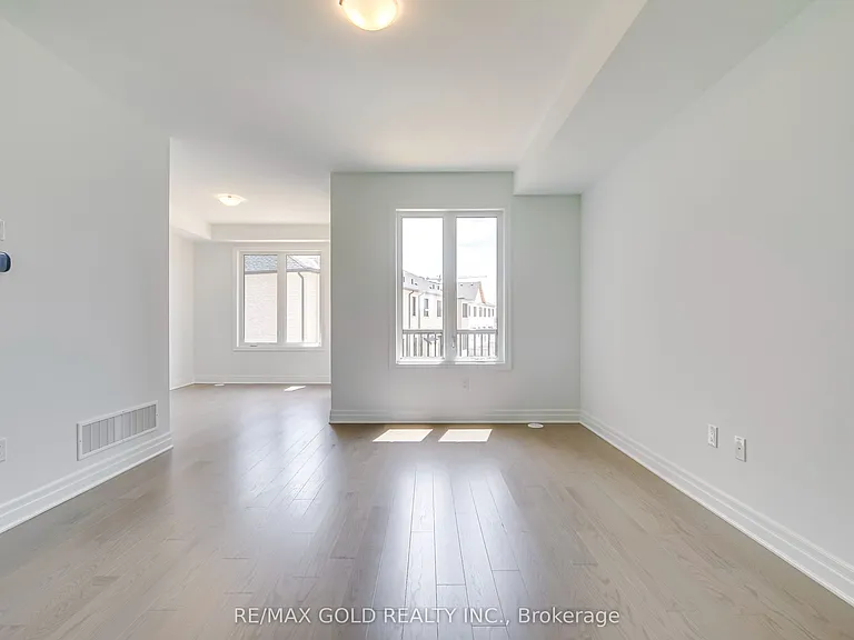3018 John McKay Blvd S — Photo 36