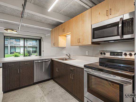 2nd image of 2580 Stein Blvd #129