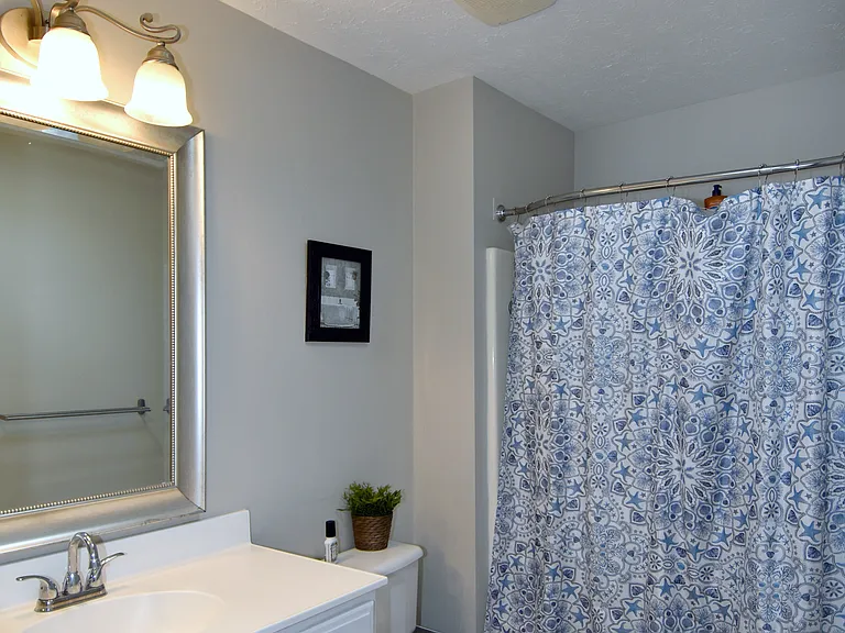 4008 Claridon Dr — Photo 28