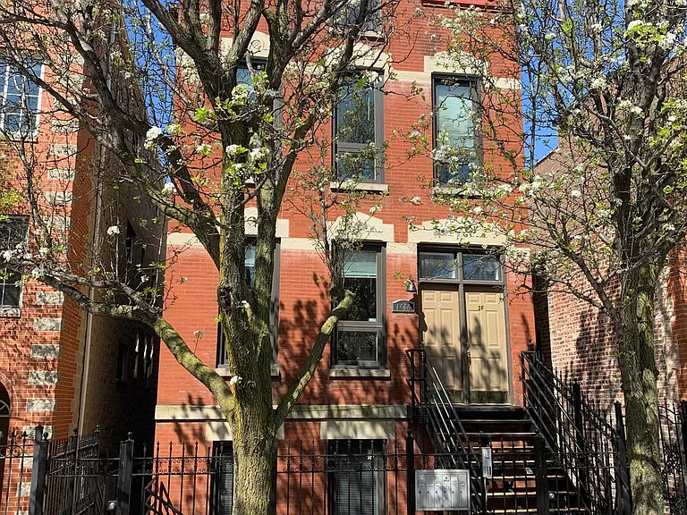 1414 N Bosworth Ave #3R — Photo 1