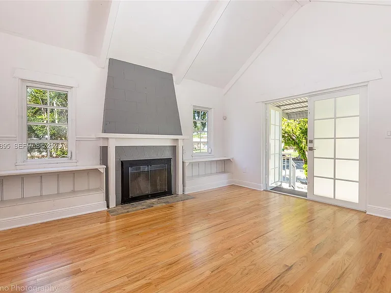 228 SW 23rd Rd #FRONT — Photo 16