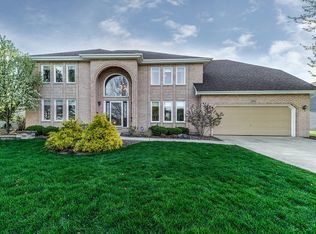 3404 Falkner Dr, Naperville, IL 60564