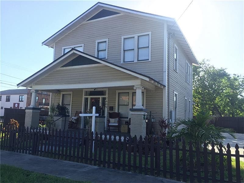 1st image of 2609 17th St