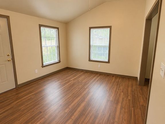 4th image of 5867 Althea Ave