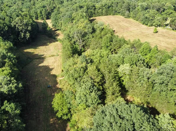 9999 Highway 490 Trl, East Bernstadt, KY 40729