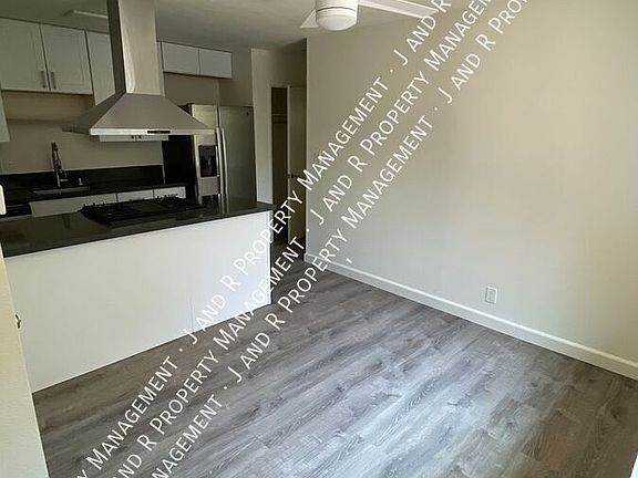 4th image of 7519 Alma Vista Way