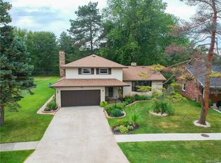 267 Pinewood Dr, Buffalo, NY 14224