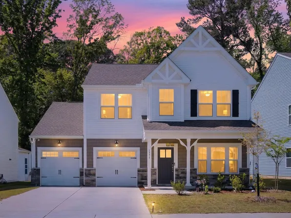 1324 Amos Park St, Fuquay Varina, NC 27526