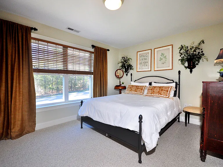 5 Belshyre Ct — Photo 8