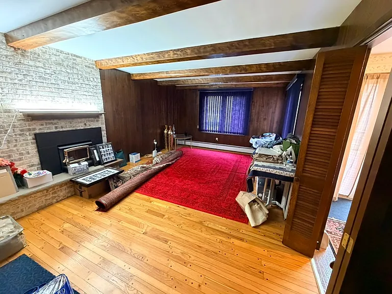 240 Ridgefield Rd — Photo 9