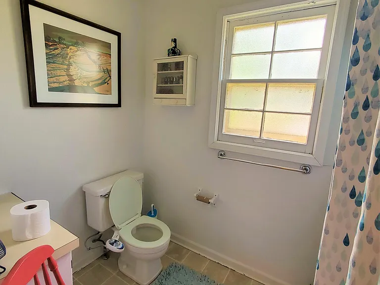 Full Bath