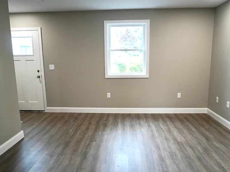 375 Lincoln St #1 — Photo 6