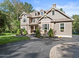 266 Old Post Rd, Malta, NY 12020