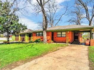 115 W Texas St, Denison, TX 75021